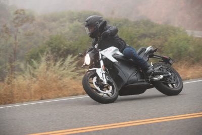 2018-zero-sr-electric-bike-outdoors