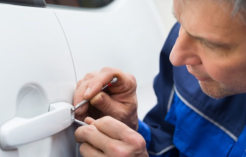 5 Situations Where An Automotive Locksmith Can Help You Out - Blue Driving School