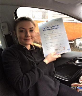 Bracknell Driving Lessons for Sophie Munro