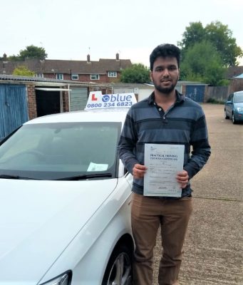 Bracknell Driving Test Pass for Ibrahim Mohammed