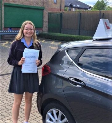 Bracknell Driving Test Pass for Jemima Denton