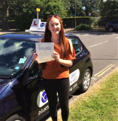 Bracknell Driving Test Pass for Lauren Hayes