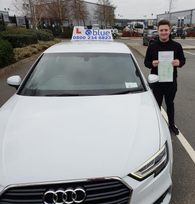 Bracknell Driving Test pass for Callum Phillips