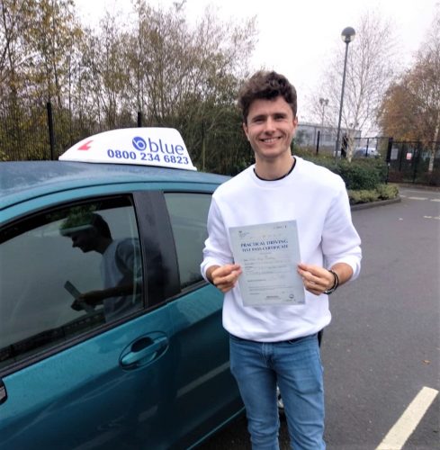 Bracknell Driving Test pass for Owen Chedzey