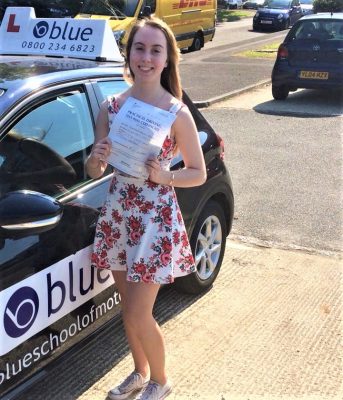 Bracknell Driving test pass for Faye Aldridge