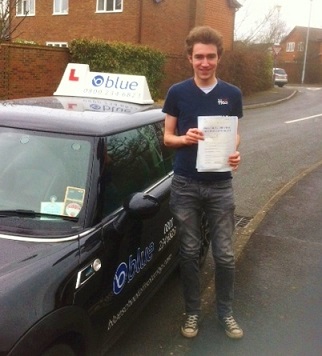 Bracknell-driving-lessons-James-Cummings