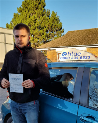 Charlie Hay from Bracknell passed Driving test in Basingstoke