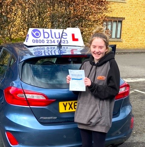 Emily Jones Passed Driving Test First attempt in Yeovil