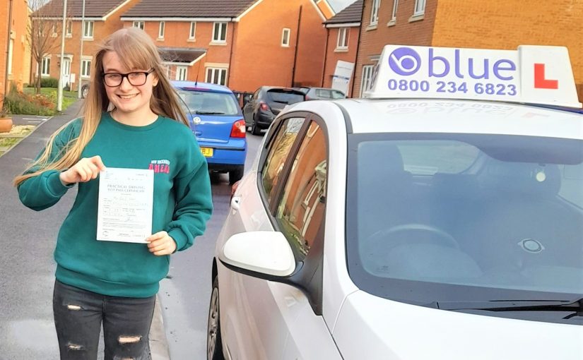 Emily Ward Passed Driving test in Trowbridge
