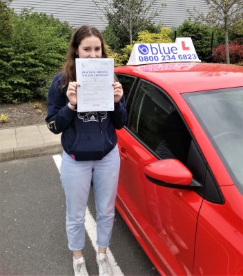 Farnborough-Driving-Test-Pass-for-Lucy-Anderson