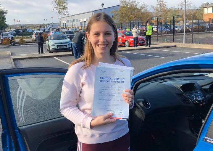 Farnborough Driving Test pass for Amelia