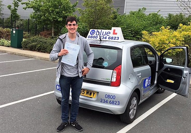 Congratulations to Cameron Miller from Crowthorne passed hsi driving test in Farnborough