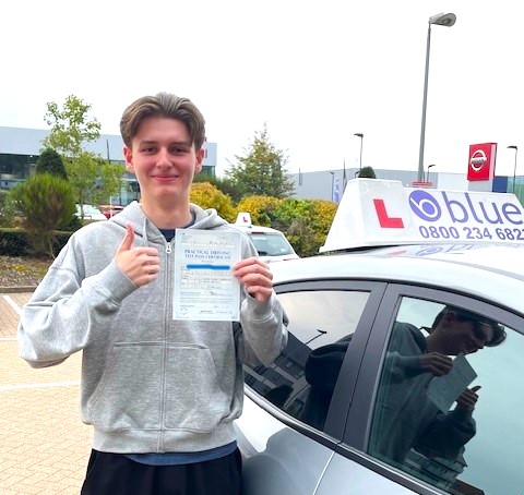 James C of Bracknell Passed Driving Test in Reading