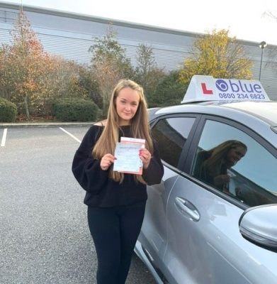 Jenna Stone of Bracknell Passed Driving Test in Farnborough