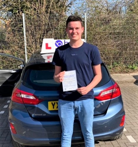 Josh Cannon passed Driving test in Taunton at the FIRST attempt