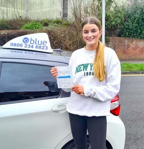 Molly McKeever from Arborfield Passed Driving test in Reading