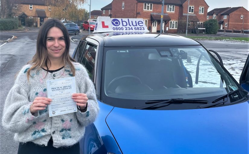 Oceane Monange Passed Driving test in Trowbridge