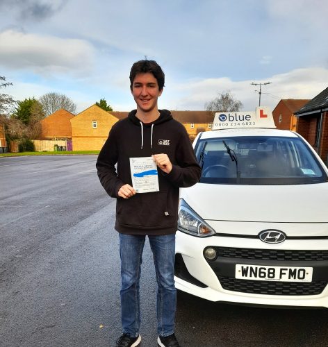 Parys Margaris Passede Driving test in Trowbridge