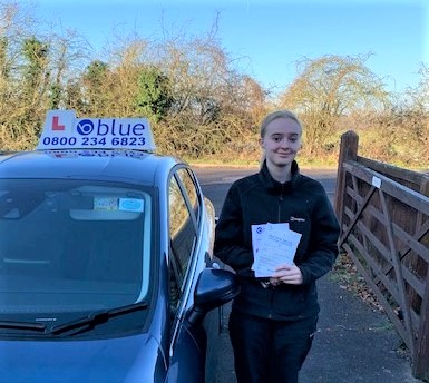 Phoebe Medcalf of Taplow Passed Driving test in Slough