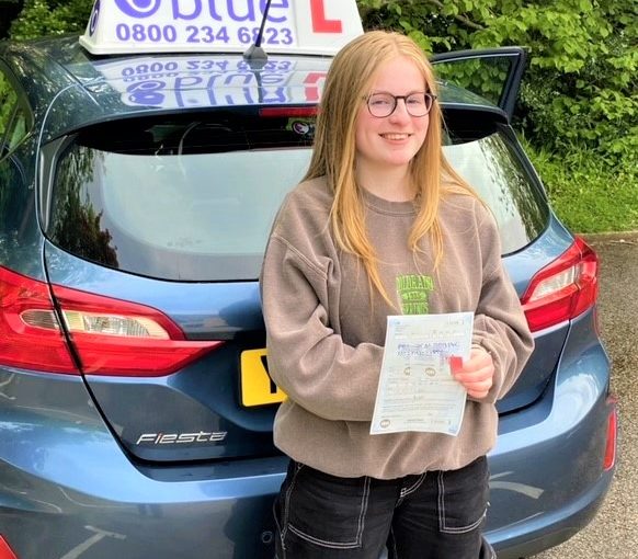 Rachel White Passed Driving Test in Yeovil ZERO faults