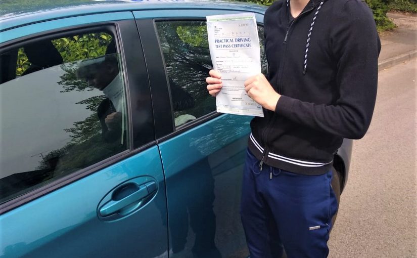 Reading Driving Test pass for Ollie Hewitt