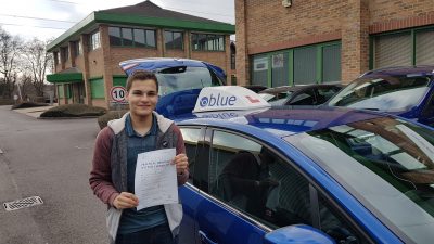 Sunningdale driving lessons for Josh Roel