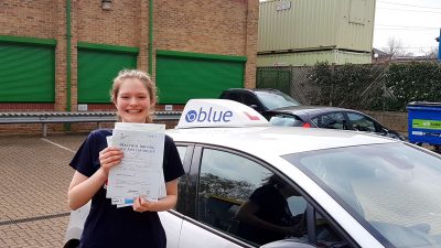 Sunninghill Driving lessons for Nicole Warren