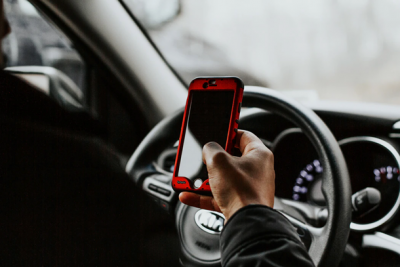 Teaching Your Teen Driving Safety in a New Age of Technology