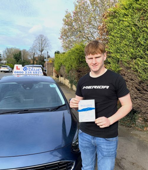 Toby Baker of Windsor Passed Driving Test in Uxbridge