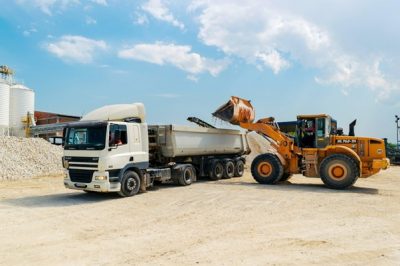 Top Tips For Maintaining Commercial Trucks