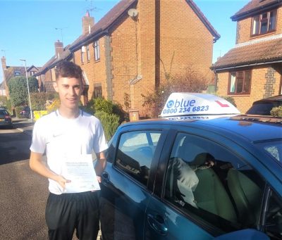 Winnersh Driving Test pass for Louis Rodriguez2