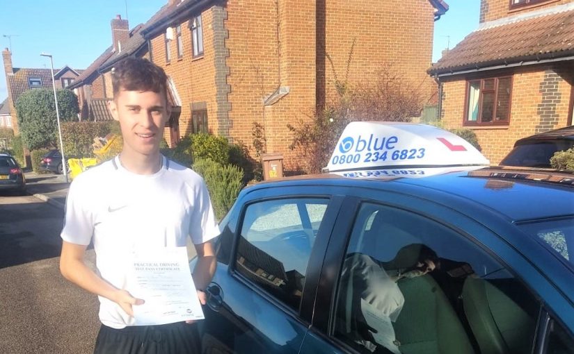 Winnersh Driving Test pass for Louis Rodriguez2