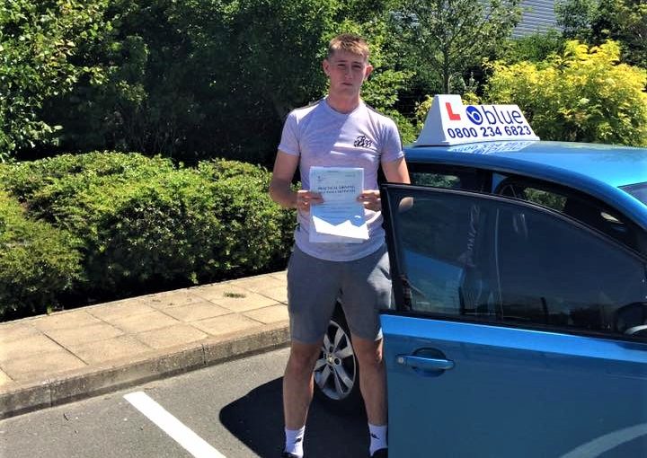 Yateley Driving Test Pass for Lewis Wells