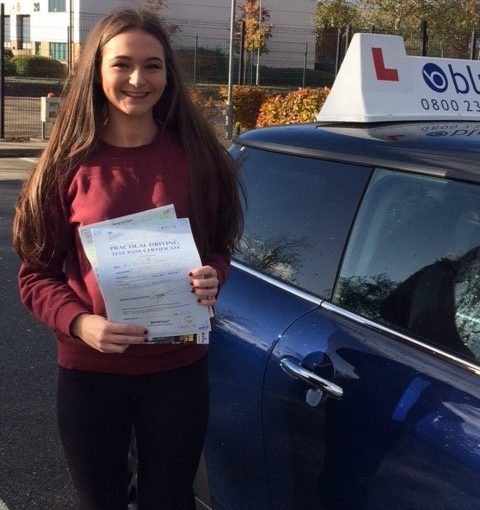 Congratulations to Zoe Fisher from Martins Heron, Bracknell, Berkshire who on passed her driving test in Farnborough