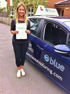 ascot-driving-lessons-Lydia-Grantham