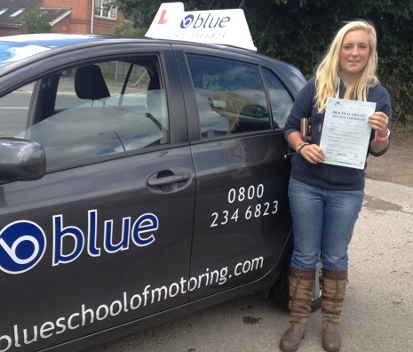 driving-lessons-reading-Harriet-Simmons