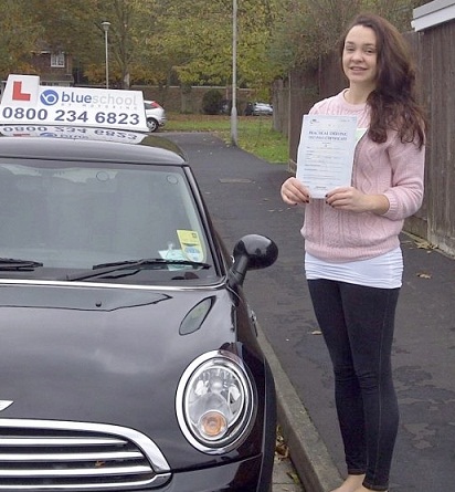 learner-driver-passes-Hollie-Emmett