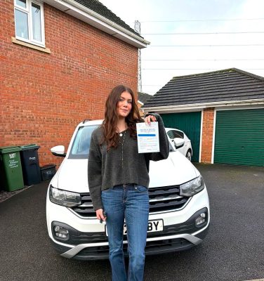 Arabella Passed Driving Test in Chippenham Wiltshire