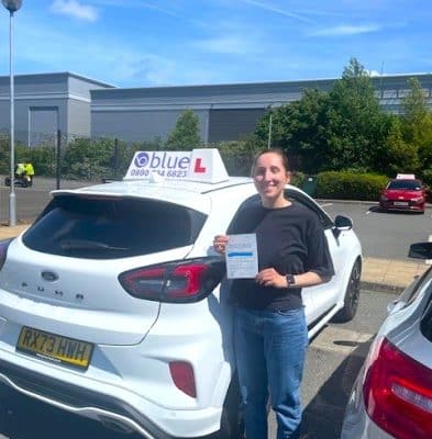 Congratulations to Anna from Bracknell Passed Driving Test in Farnborough