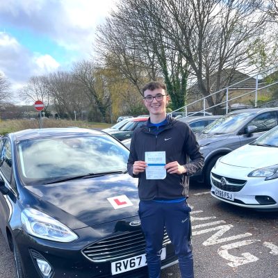 Harvey from Windsor Passed Driving Test in Guildford