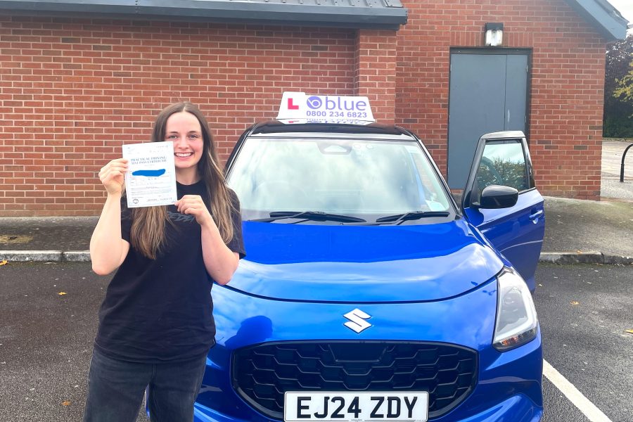Image of Holly G – Passed Driving Test First Time in Trowbridge