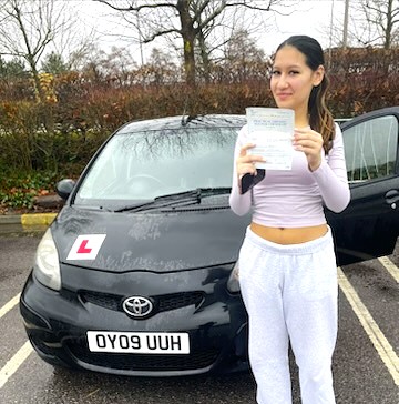 Jaia from Windsor Passed Driving Test in Farnborough